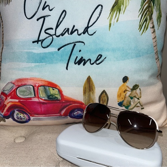 Michael Kors Sicily M2045S Brown And Gold Sunglasses 
Excellent Condition - Picture 2 of 9